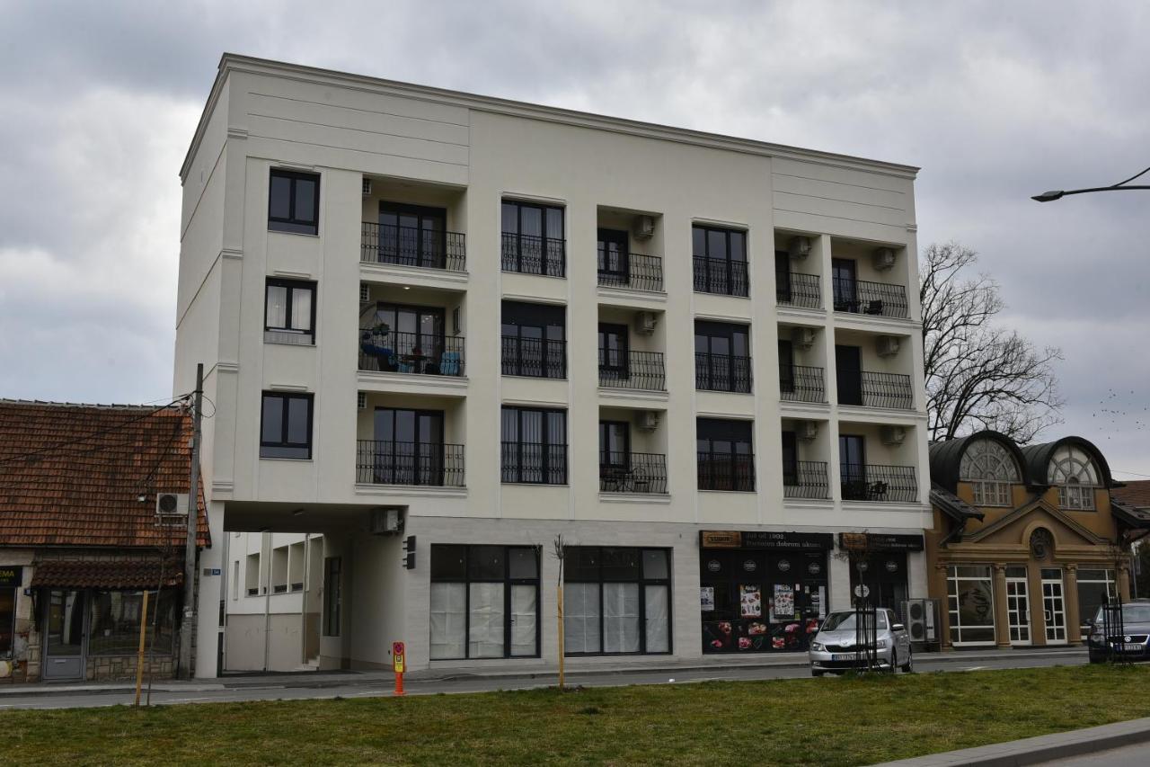 Grand Lux Apartman Čačak Exteriér fotografie